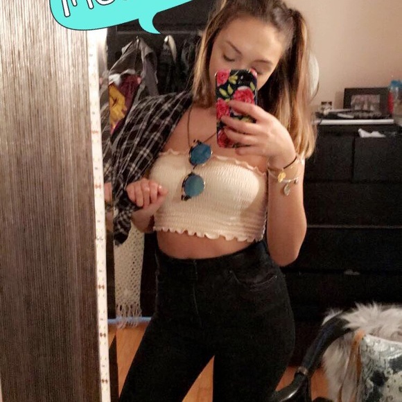 Meet your Posher, Paige - Picture 4 of 4